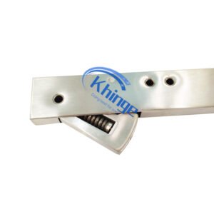 bar coordinators with spring leaf